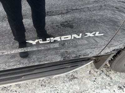 2017 GMC Yukon XL SLE