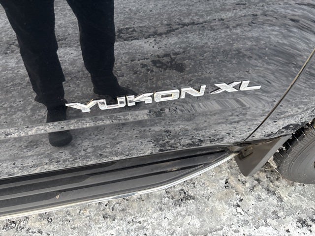 2017 GMC Yukon XL SLE