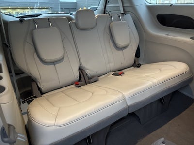 2020 Chrysler Pacifica Touring L Plus