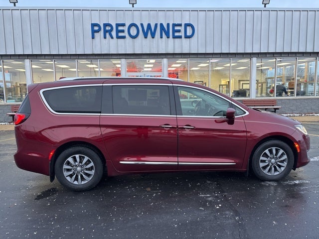 2020 Chrysler Pacifica Touring L Plus