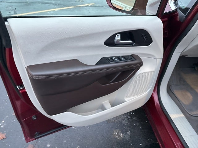 2020 Chrysler Pacifica Touring L Plus