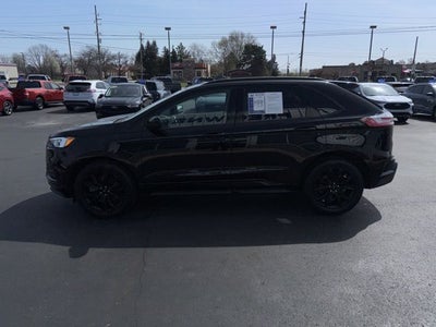 2023 Ford Edge SE