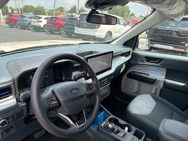 2025 Ford Maverick XLT 302a