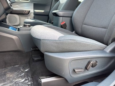 2025 Ford Maverick XLT 302a