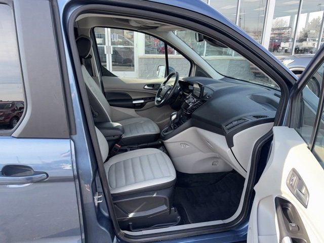 2020 Ford Transit Connect Titanium