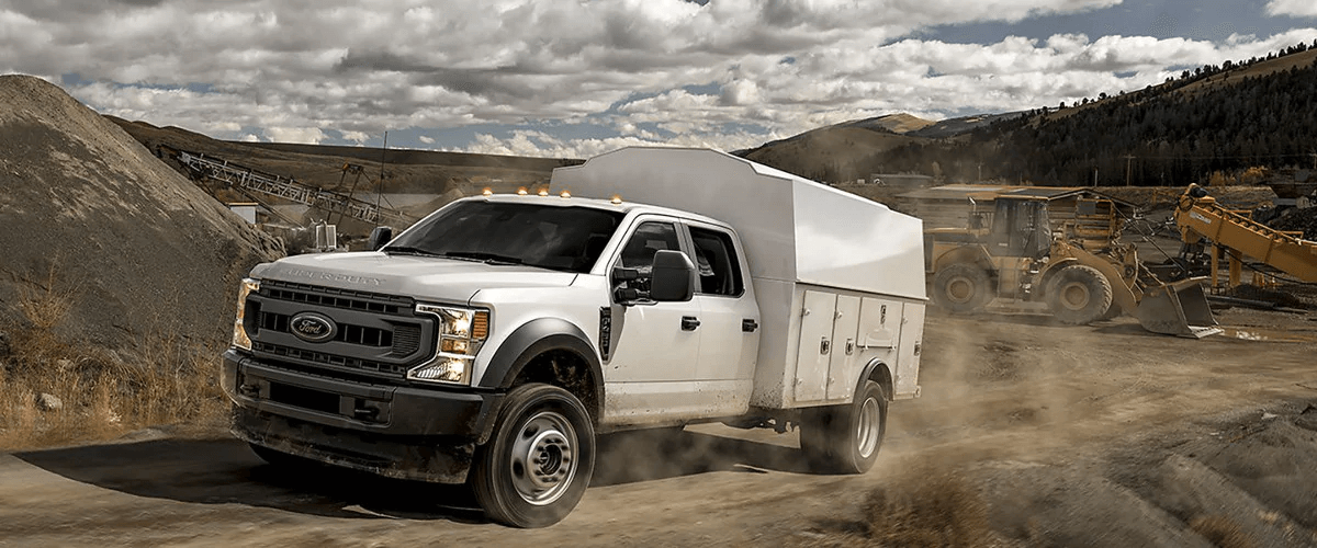 White 2020 Ford Super Duty Chassis Cab F-450